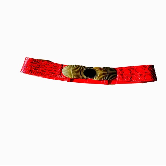 VTG Judith Leiber Red Snakeskin Adjustable Leather Belt - Picture 4 of 15